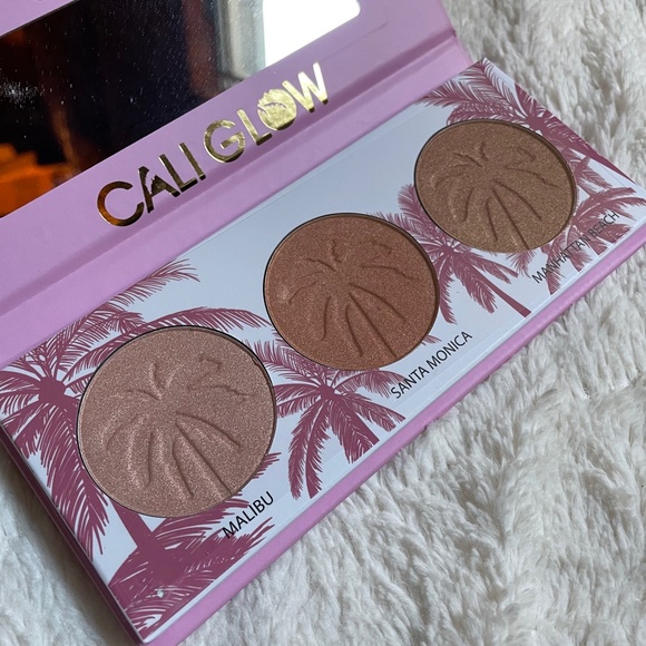 beauty creations cali glow highlight palette - Picture 4 of 5